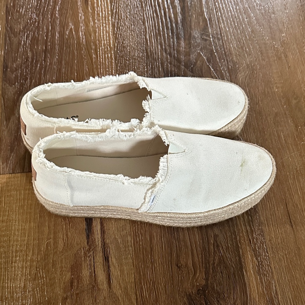 TOMS Valencia WIDE